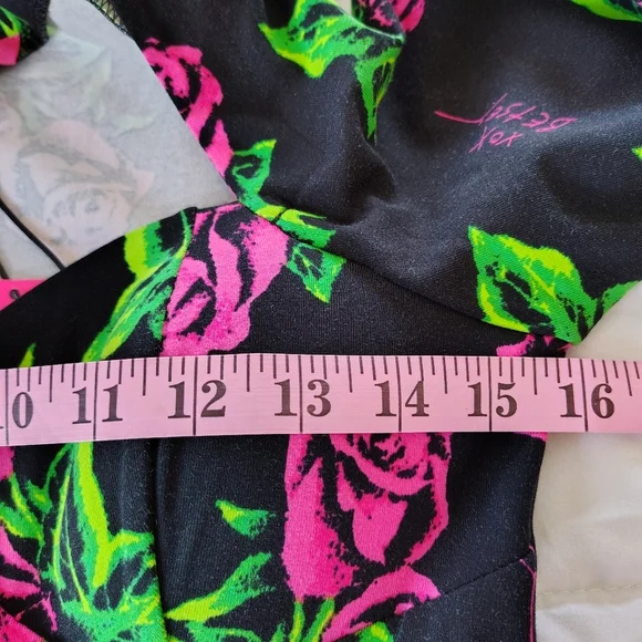 Betsey Johnson Pink Rose Push Up Bra Top S - Picture 9 of 10